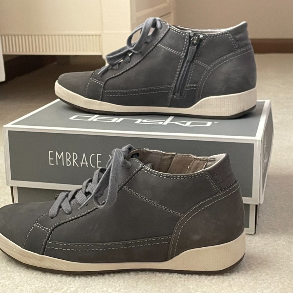 Women's Dansko Slate Onyx Nubuck Sneakers, Size 41